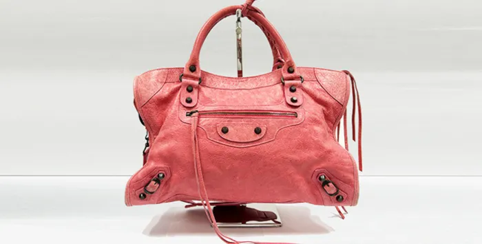 【完全保存版】バレンシアガ バッグのすべて ― 歴史・名作・相場・ケア方法まで徹底解説