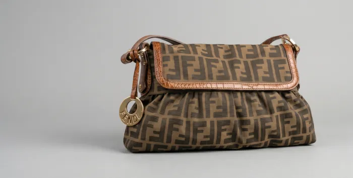 フェンディ（FENDI）のバッグが人気の理由とは？魅力と価値・お手入れ方法を解説