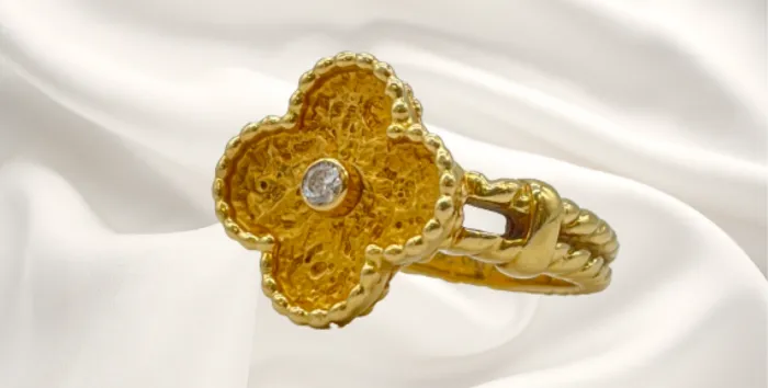 ヴァンクリーフ＆アーペルはどこの国のブランド？歴史から特徴まで紹介