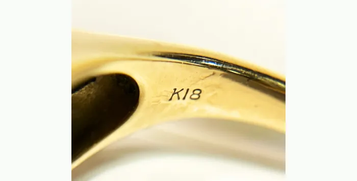 【金製品の刻印】K18・K24の意味や本物の見分け方、お手入れ方法まで解説