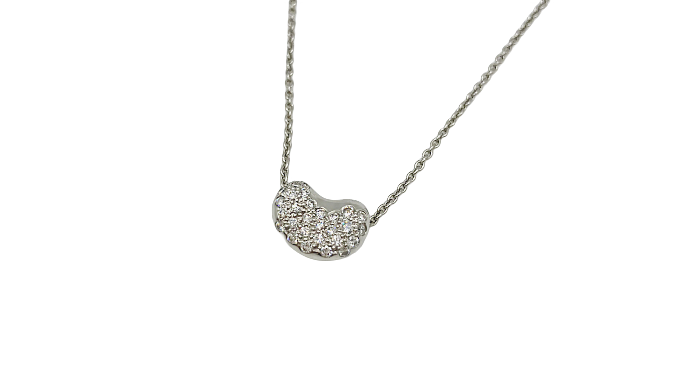 ビーン ネックレス