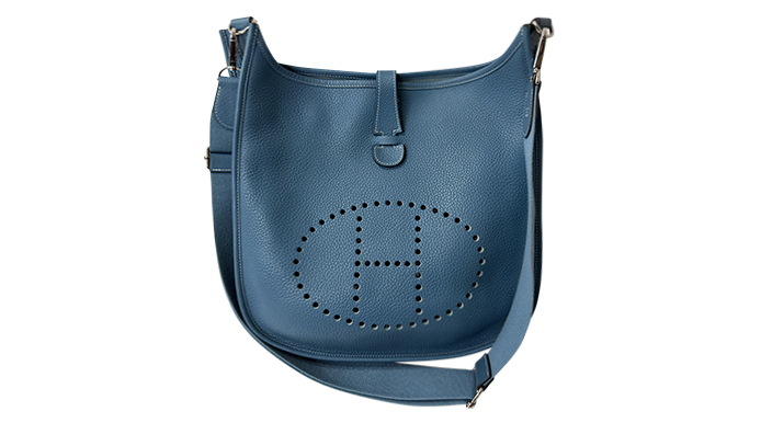 エヴリン ブルー