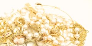 金が特別な理由