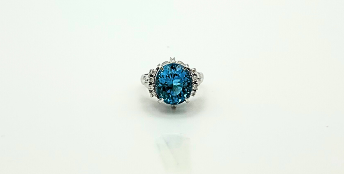 ブルートパーズ